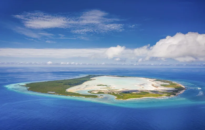 astove atoll